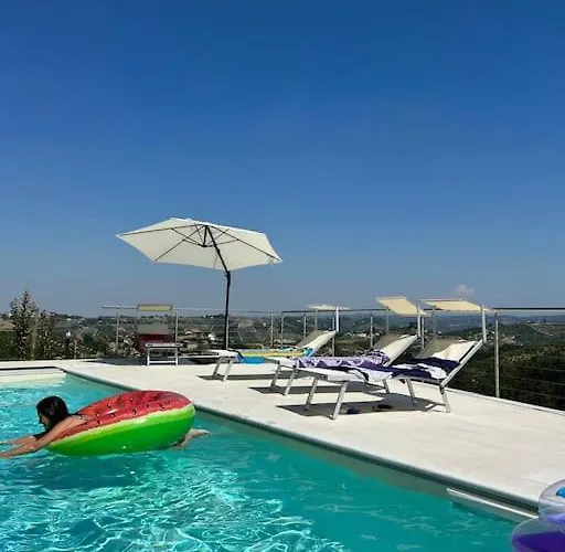 Casa Nelle Langhe * Castiglione Tinella