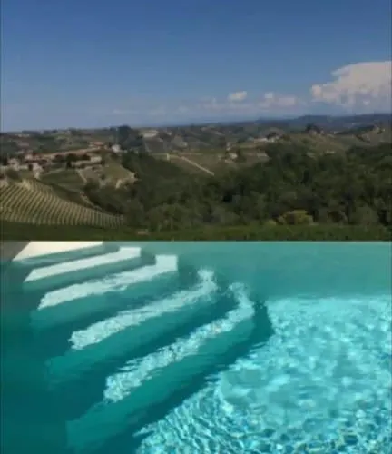Casa Nelle Langhe Vakantiehuis Castiglione Tinella